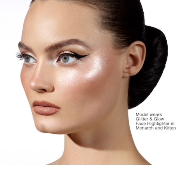 Stila Glitter & Glow highlighter/ Enlumineur 6 ml - Picture 8 of 8